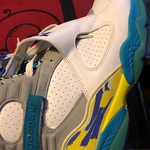 Women’s Air Jordan 8